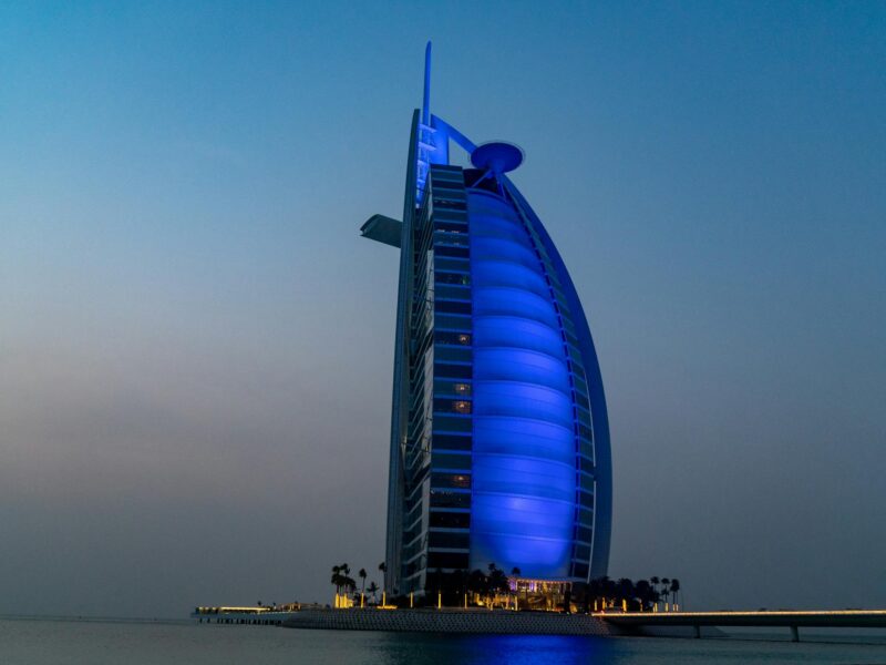 Set up an offshore company in DUBAI, UAE.