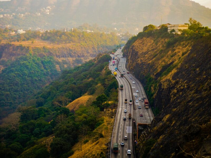 Highway restaurant: Lonavala 10,000 sqft, Investment 65 lakhs. Monthly business 25 lakhs