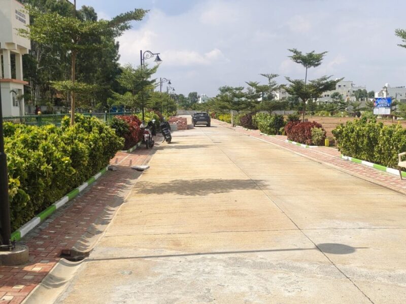 Land Plot in Malagalu, Keralalusandra Road, Kanakapura Town, Bangalore - KNS Metro