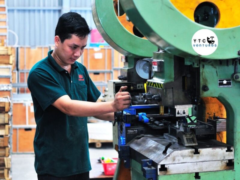 Investor Seeking Manufacturing & Industrial Companies